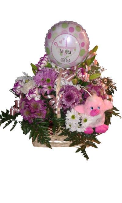 cesta de flores con globo y peluche